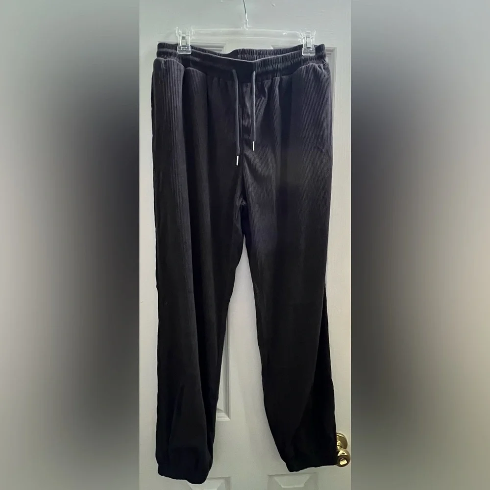 NWOT Charcoal Faux Corduroy Crewneck Pullover Sweater & Joggers Matching Set - Picture 5 of 7